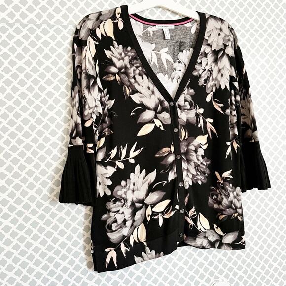 ISAAC MIZRAHI LIVE! Floral Printed Pleated Bell Sleeve Cardigan - Size Medium - Picture 8 of 13